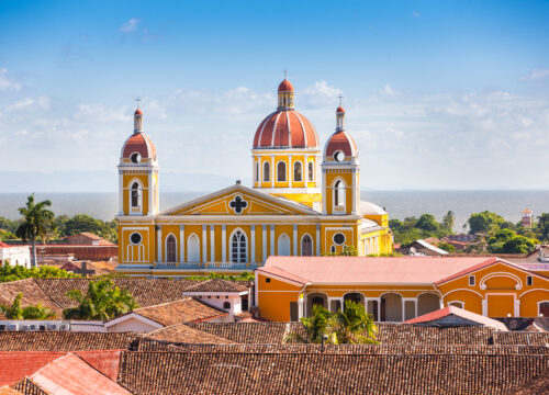 Discover Nicaragua – Granada, Masaya Volcano and Nicaragua Lake